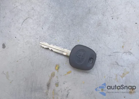 2011 Toyota 4Runner Sr5 V6 z USA, uszkodzony, nr VIN JTEBU5JR1B5053119